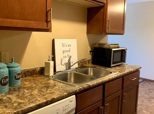 Hennepin Apartments, Minneapolis, MN 55414