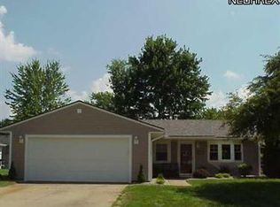 109 Tennessee Dr, Elyria, OH 44035