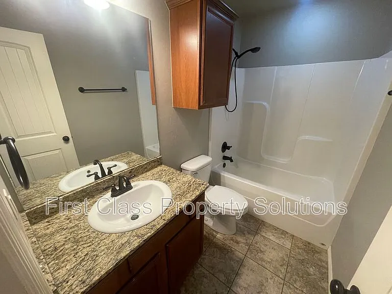 129 Ashley Dr — Photo 10