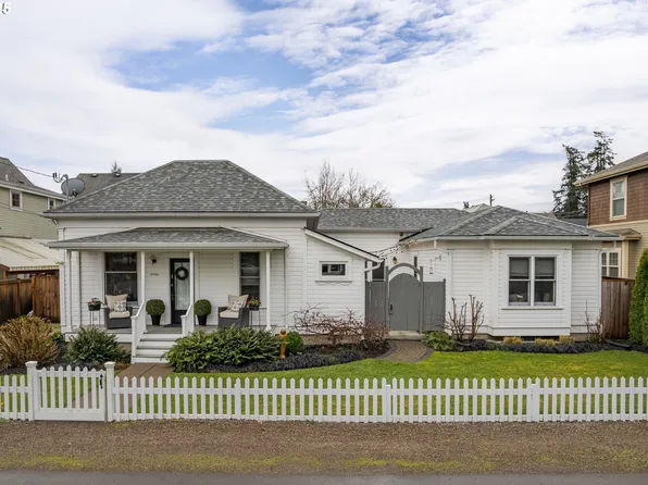 32666 E Locust St, Coburg, OR 97408