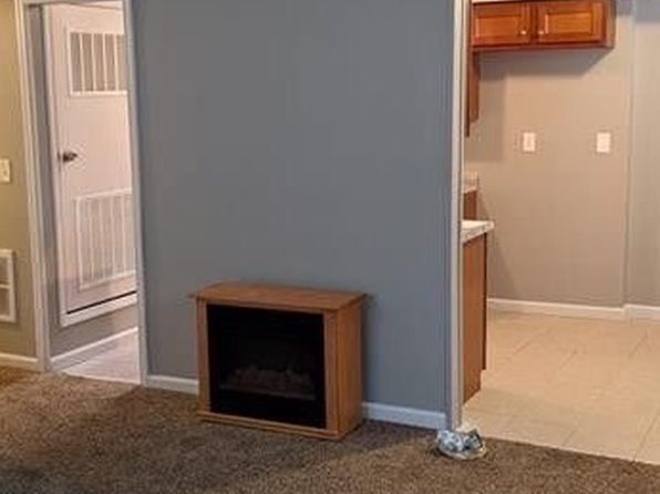 900 S Lexington St #B