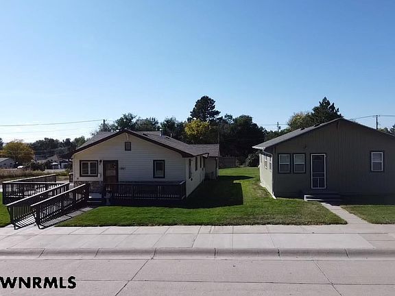 2nd image of 1011 Avenue B