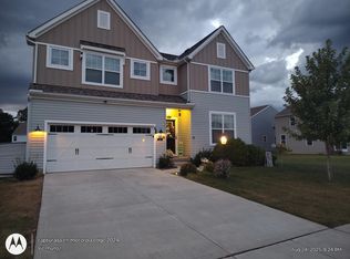 131 Broadmoore Blvd, Pataskala, OH 43062