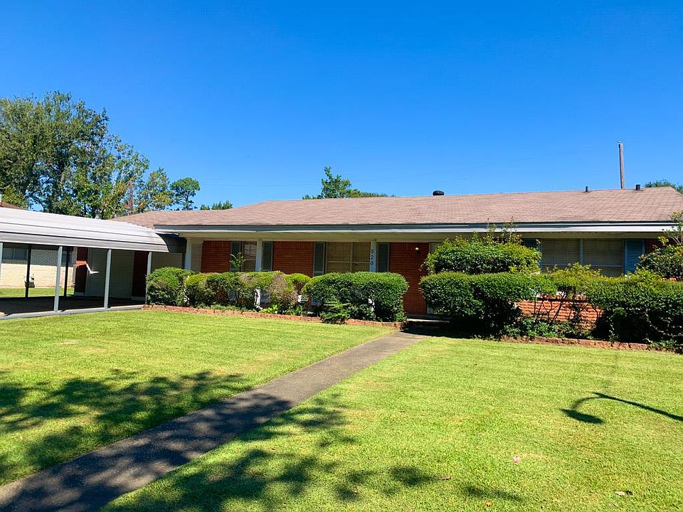 1st image of 520 Lilac Ave