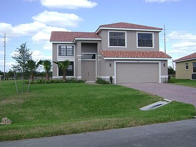 1st image of 429 Cinnamon Dr