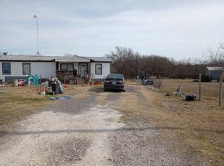 154 Meadowview Ln, Hubbard, TX 76648