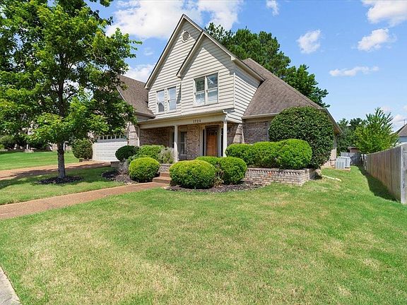 2nd image of 1728 Turtle Hill Dr