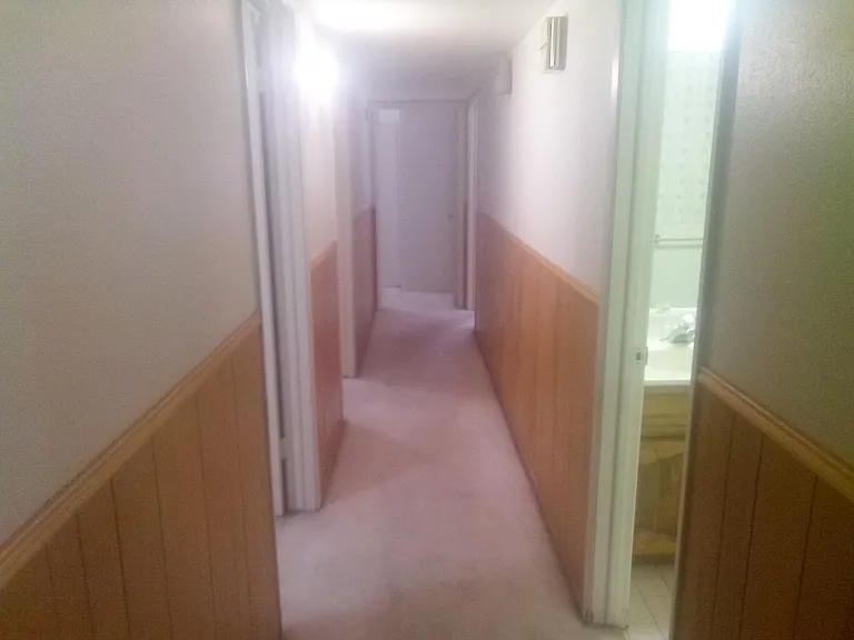 Guest/Master bedroom access