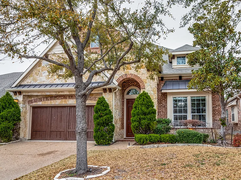 10829 Dixon Branch Dr — Photo 1