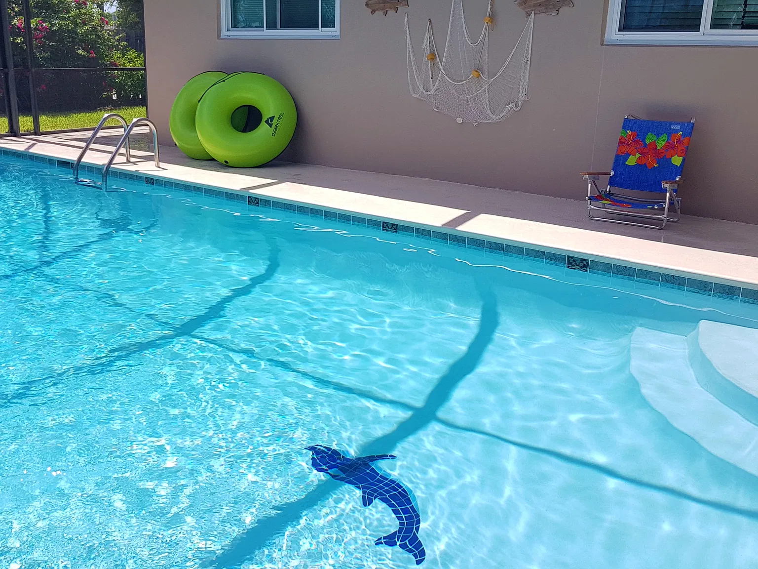 4 bed, 2347 sqft, $8,500 — Photo 1