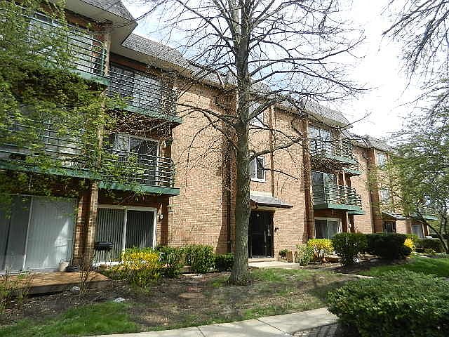 1st image of 1033 Buccaneer Dr APT 5