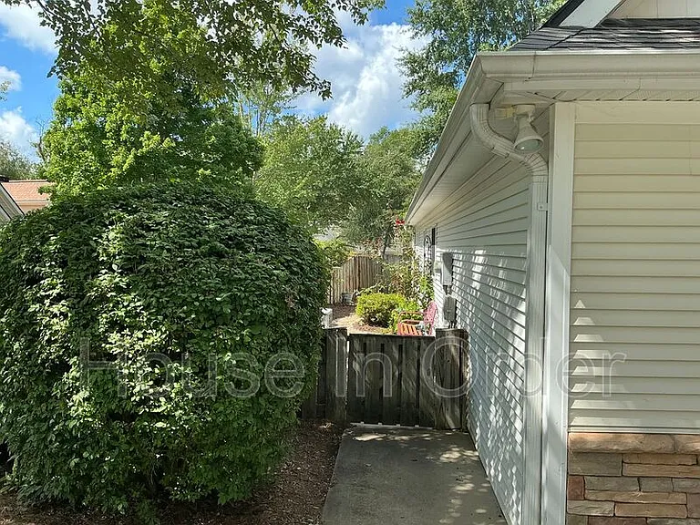 46 Honeycomb Cir — Photo 3