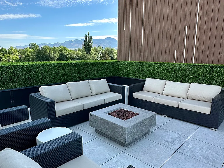 Rooftop deck