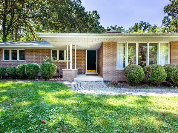 24016 S Walden Ln, Crete, IL 60417