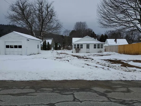 14 Congress Street, Claremont, NH 03743