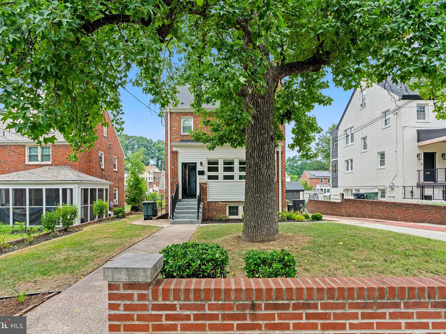 4 bed, 3.5 bath, 2452 sqft, $4,500 — Photo 4