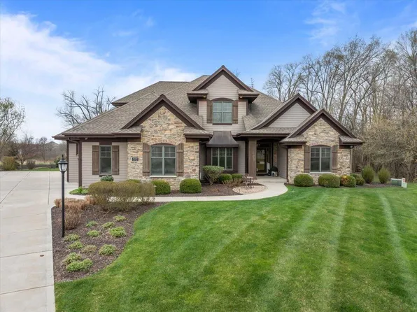 W194S8741 Wind Crest COURT, Muskego, WI 53150