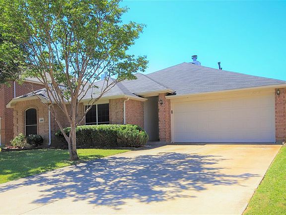 2nd image of 210 Flushing Quail Dr