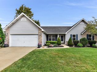 5002 Royal Burgess Dr, Saint Peters, MO