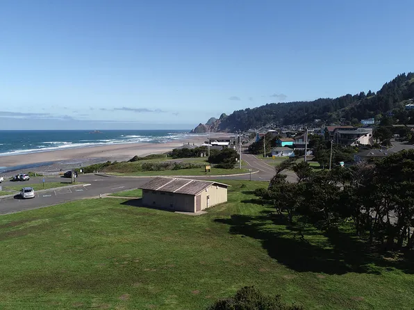 5819 NW Logan Rd, Lincoln City, OR 97367