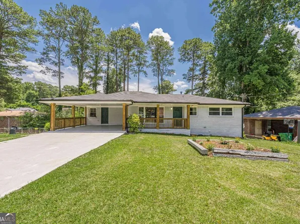 3229 Columbia Woods Dr, Decatur, GA 30032