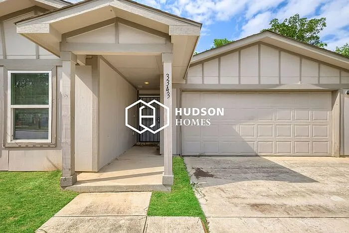 3343 Martin Luther King Dr — Photo 3