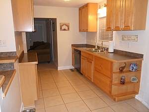 3rd image of 464 Judson Rd