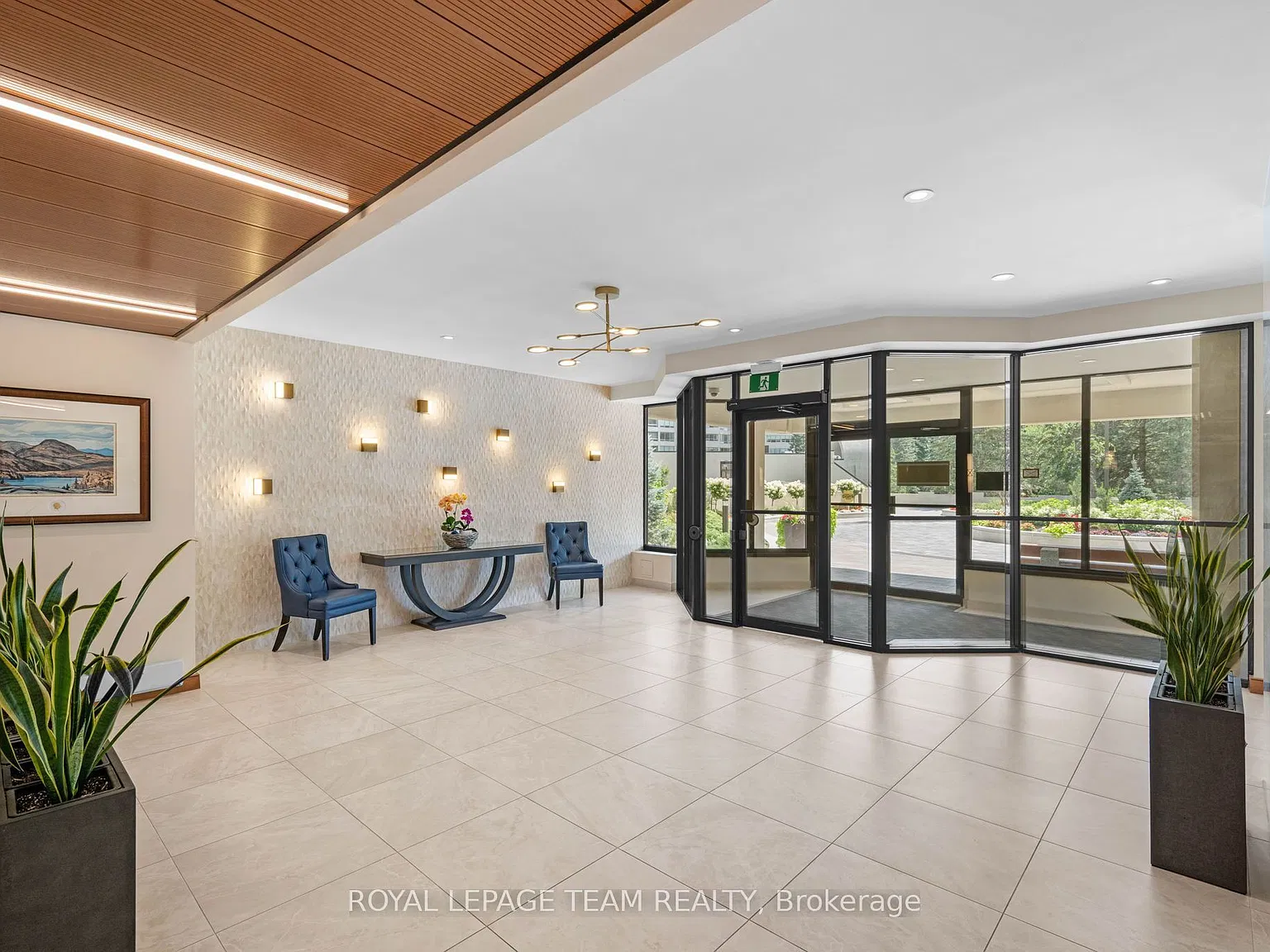 2 bed, $3,700 — Photo 4