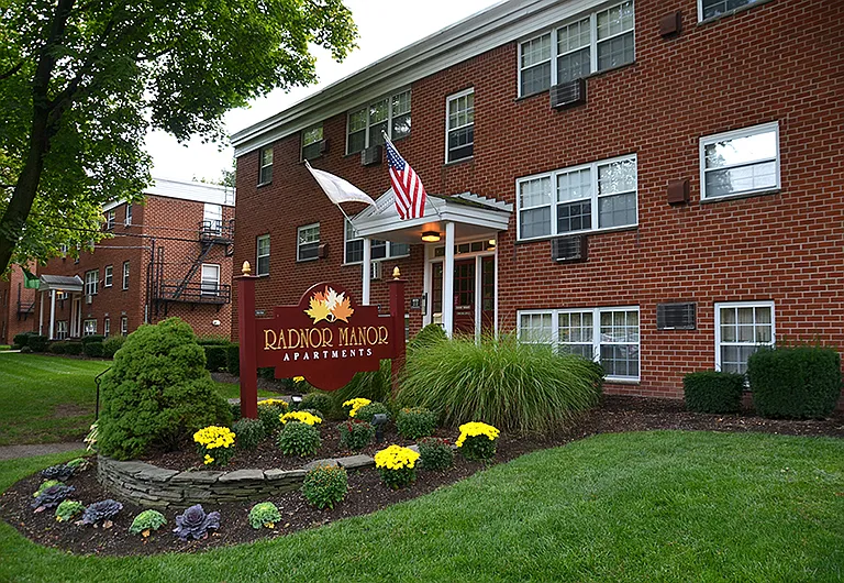 Radnor Manor — Photo 1