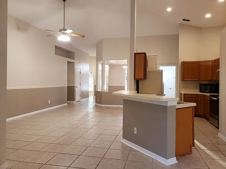 1612 Sweetwater West Cir — Photo 11
