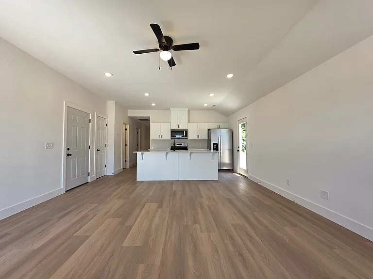97 W Rainsong St — Photo 6