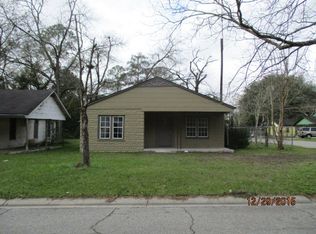 302 8th St SW, Moultrie, GA 31768