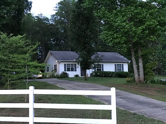 2nd image of 13 Burnt Trail Dr