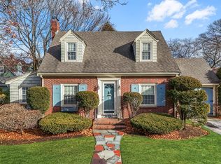 1252 Main St, Wakefield, MA 01880