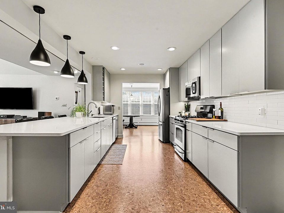 244 Cedar Ave, Hershey, PA 17033 | Zillow