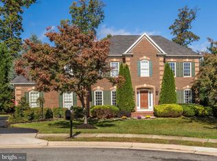 4522 Fairway Downs Ct, Alexandria, VA 22312