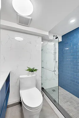 Sold by Compass | media 9