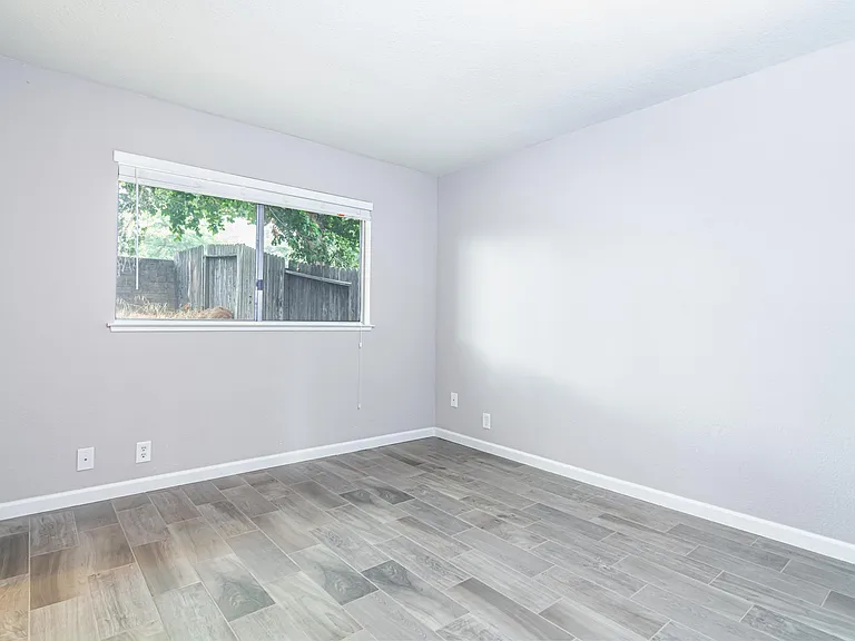 4813 Suncrest Way — Photo 10