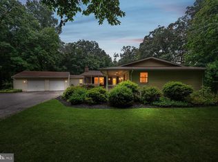 2404 Braddock Rd, Mount Airy, MD 21771