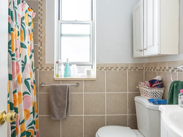 215 W 116th St #5C — Photo 9