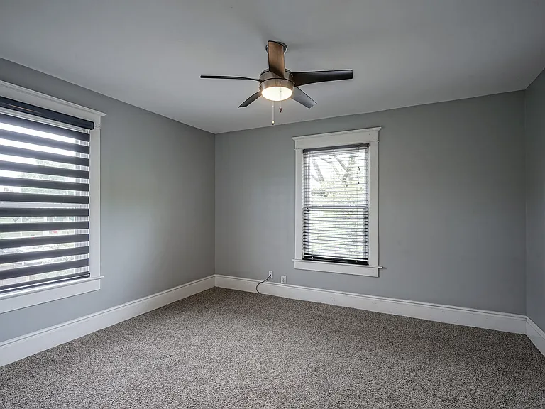 17 N Randolph St — Photo 24