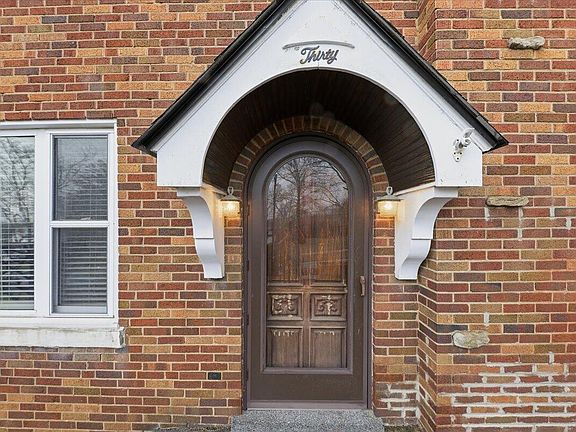 2nd image of 30 Dudley Rd