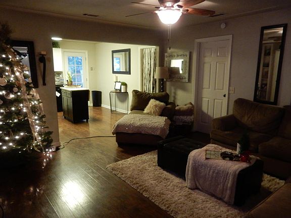 4th image of 2712 Irwin Rd