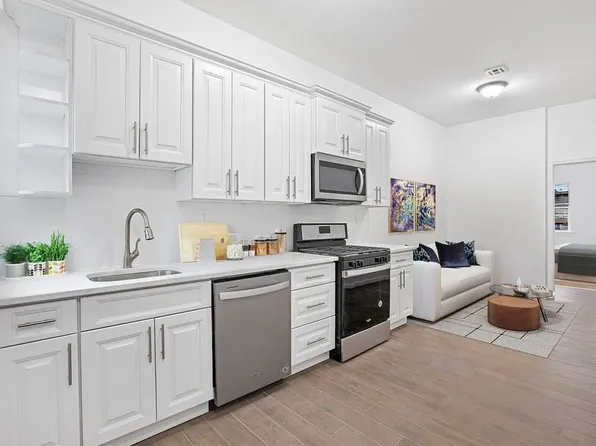 1881 Woodbine Street image 1 of 5