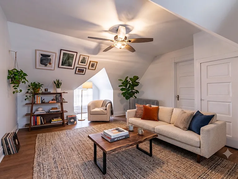 519 N Euclid Ave — Photo 1