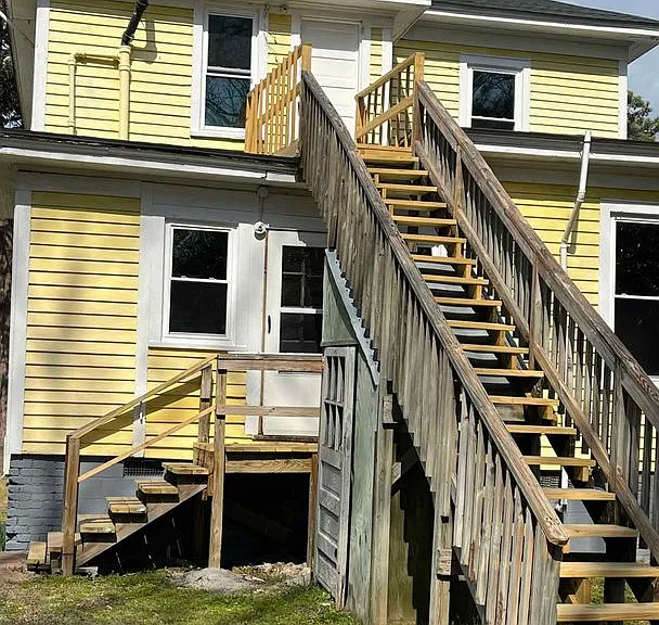 209B E Capitola Ave — Photo 8