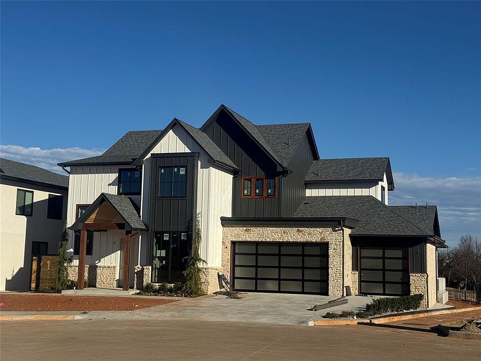 1st image of 2009 Colonial Way