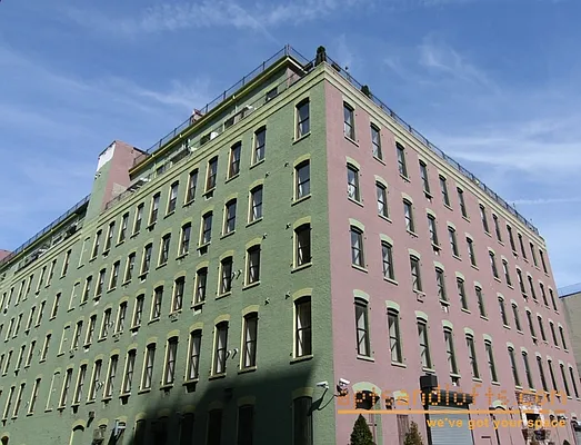 Sold by aptsandlofts.com | media 2