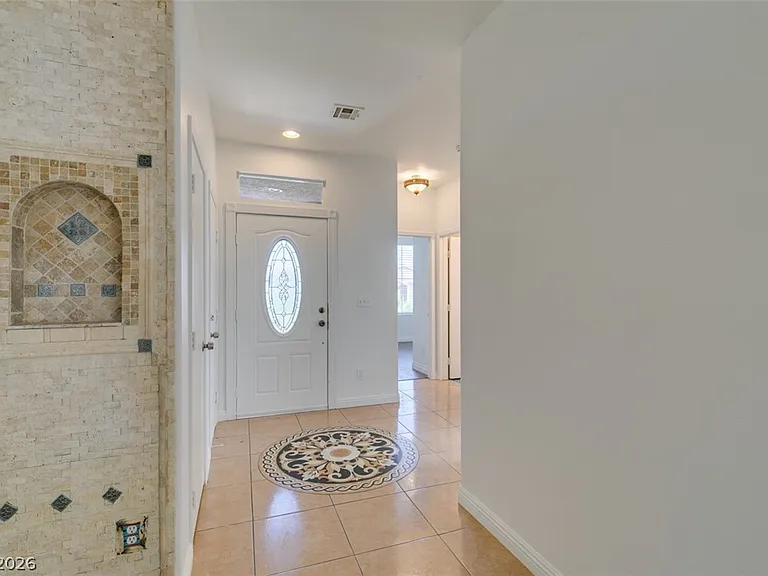 10513 Shanna Trellis Ave — Photo 6
