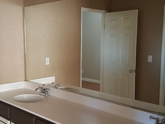 5th image of 26857 Sugarcane Dr